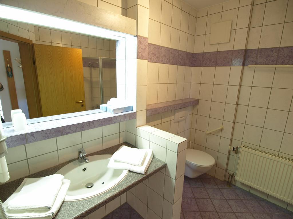 Hotel Landhaus Silbertanne Rotenburg an der Fulda Εξωτερικό φωτογραφία